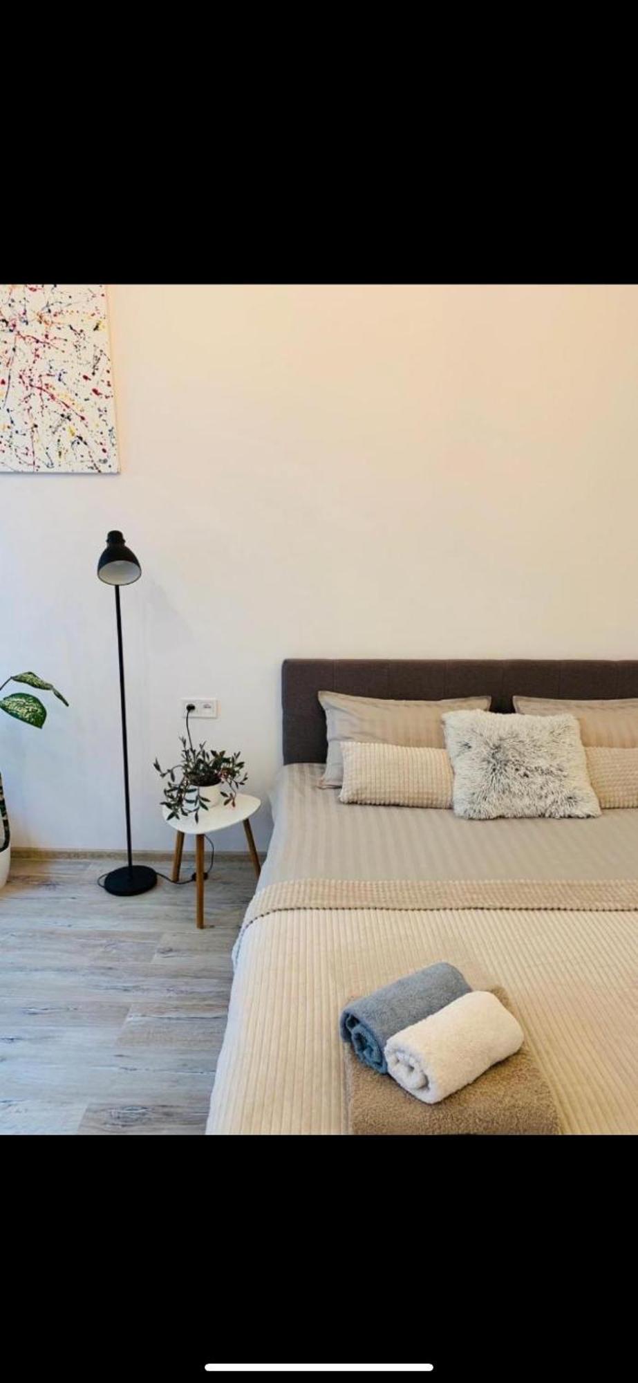 Apartment Vip Virmenska Street Lviv Buitenkant foto