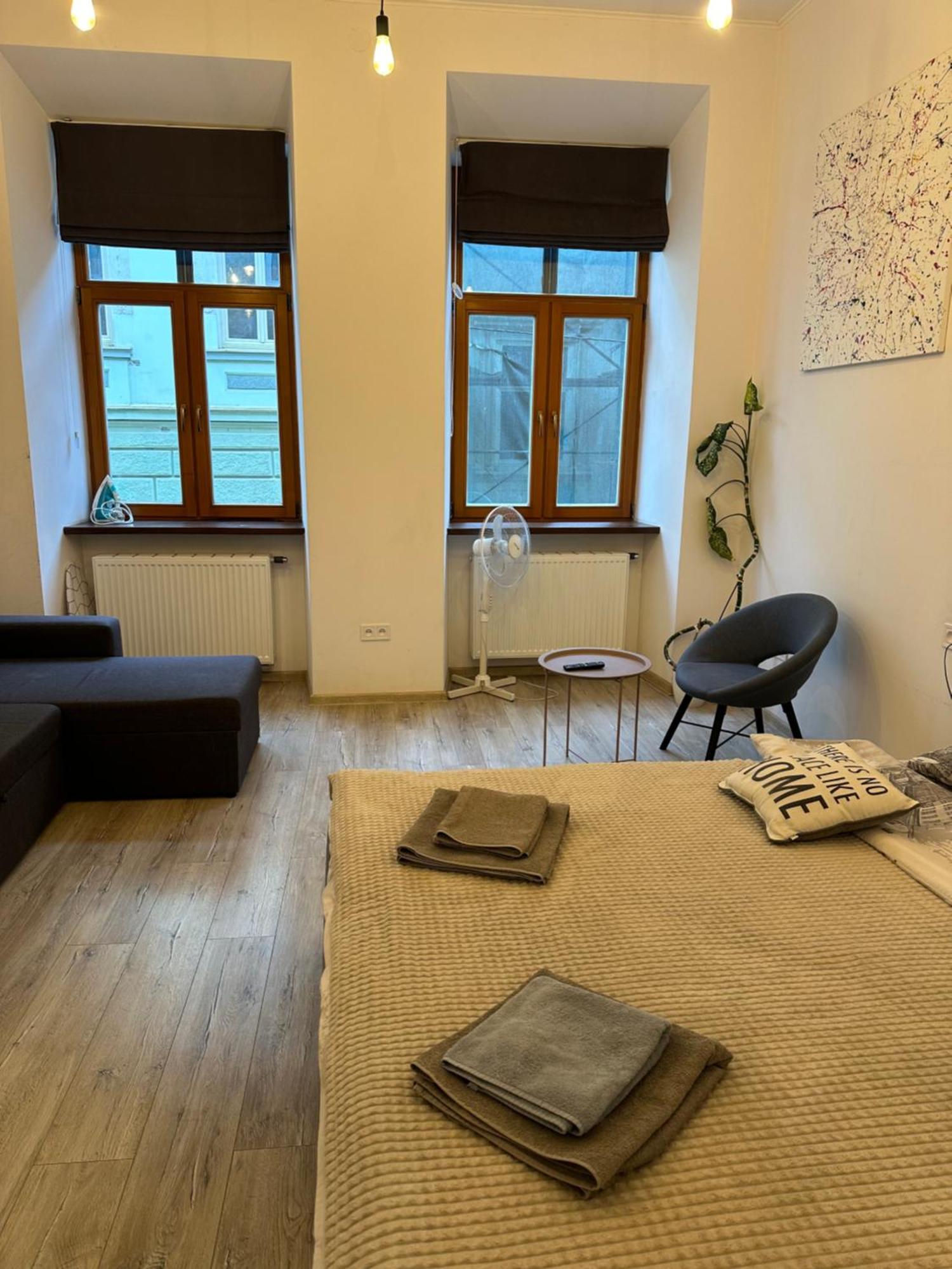 Apartment Vip Virmenska Street Lviv Buitenkant foto
